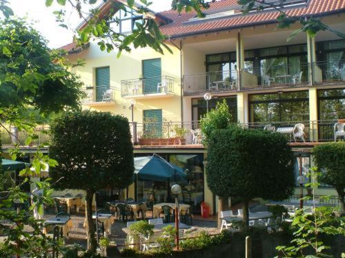 Madonna Della Neve Hotel Pettenasco Exterior foto